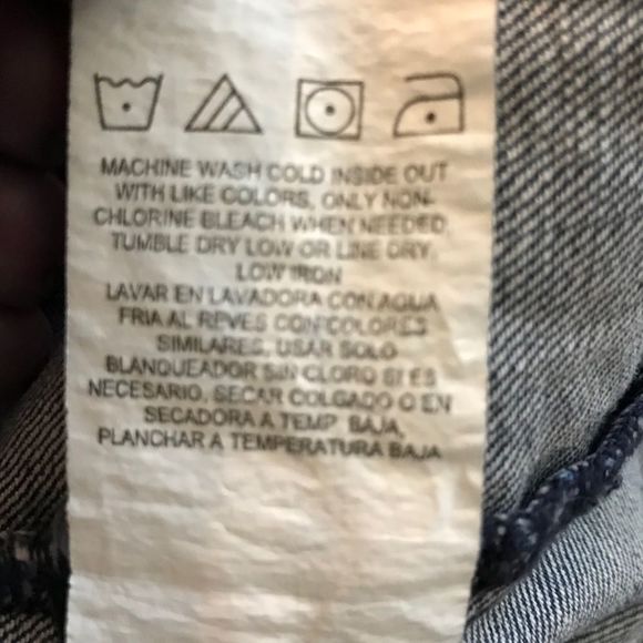 Rock & Republic | “Gunshow” Button Down Star Jean Vest in Blue with White Stars - Picture 15 of 15